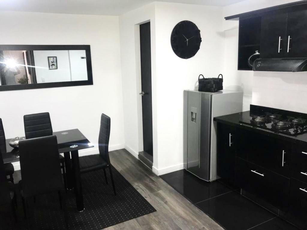 Estadio Apartment Medellín Esterno foto